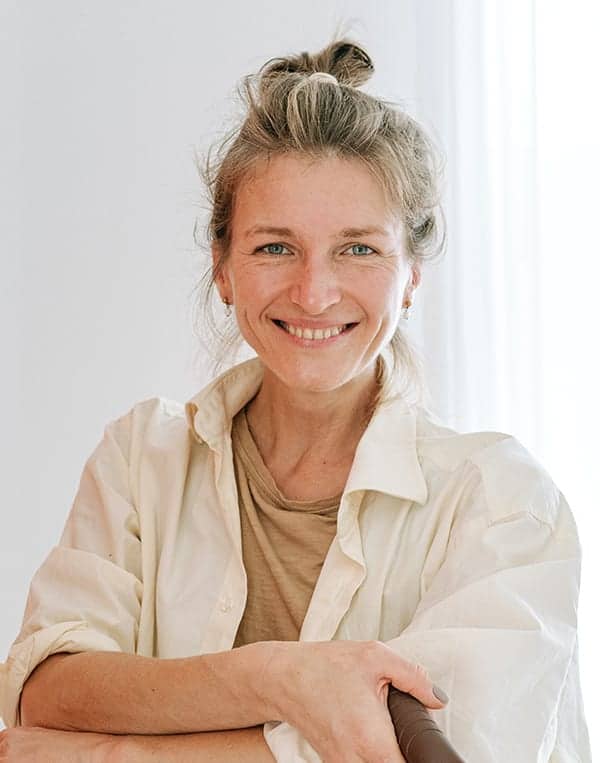 About 2 pexels ivan samkov 5799044